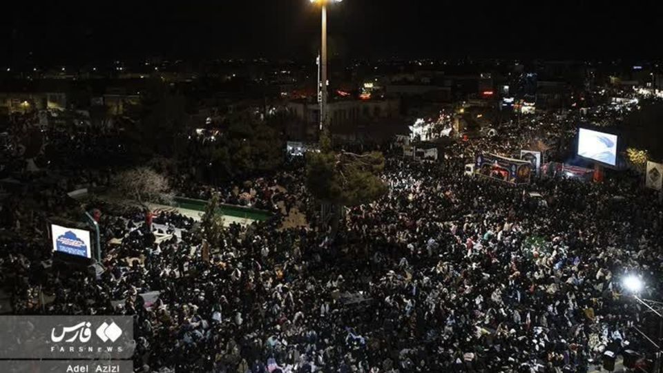 تشییع باشکوه پیکر شهید پاکپور در اراک