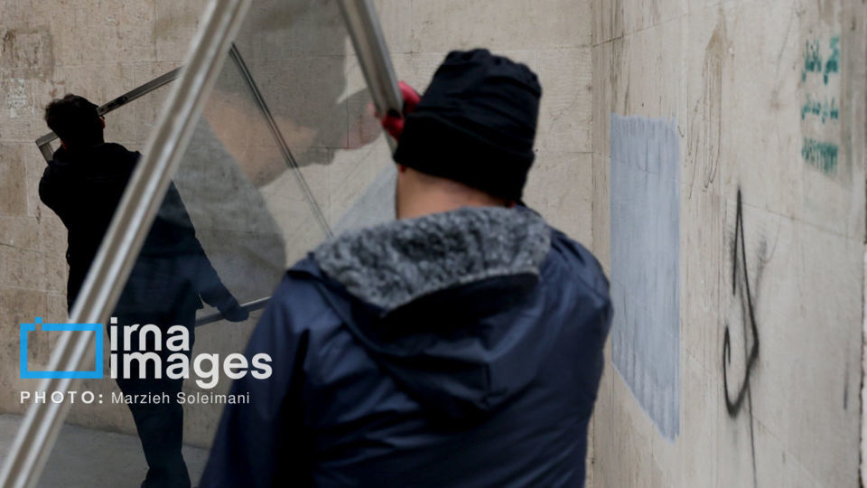 بازسازی خانه های آسیب دیده حملات آمریکایی - صهیونیستی