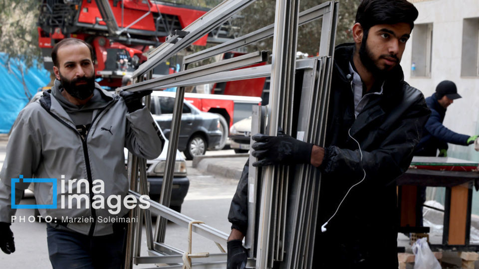 بازسازی خانه های آسیب دیده حملات آمریکایی - صهیونیستی