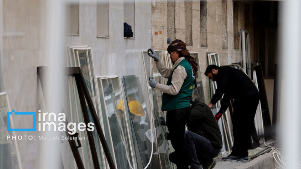 بازسازی خانه های آسیب دیده حملات آمریکایی - صهیونیستی