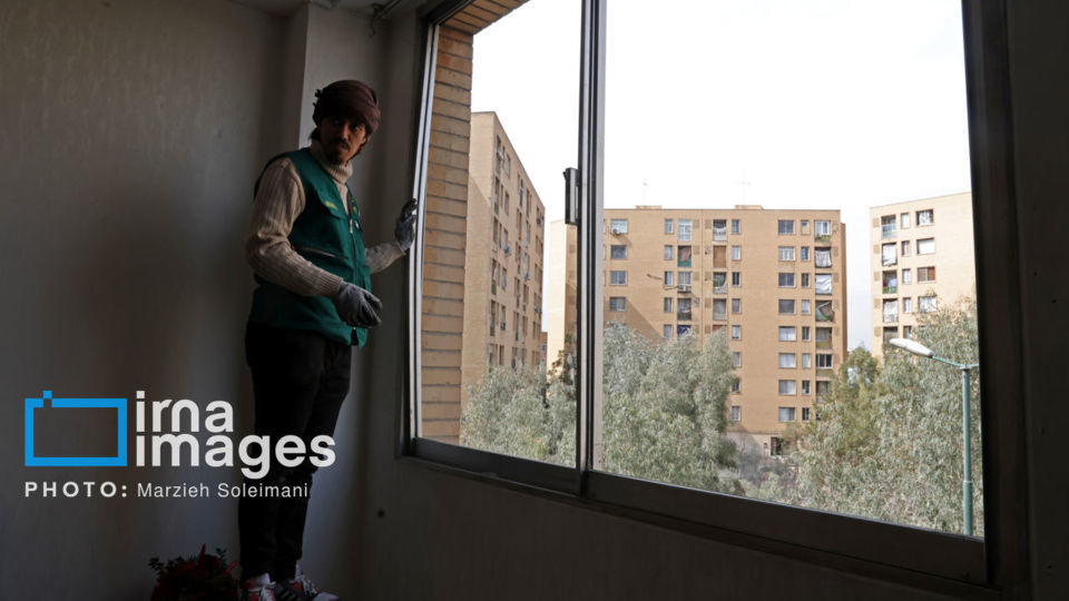 بازسازی خانه های آسیب دیده حملات آمریکایی - صهیونیستی