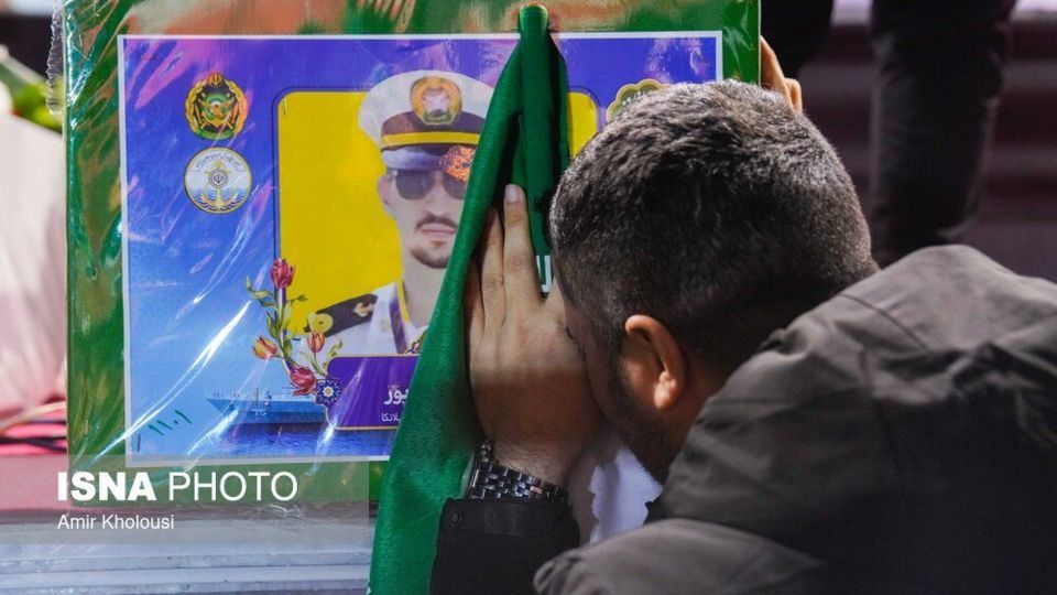 آیین وداع با پیکر شهدای ناوشکن «دنا» - تهران