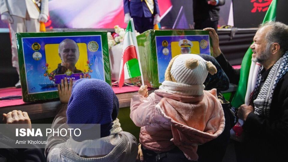 آیین وداع با پیکر شهدای ناوشکن «دنا» - تهران