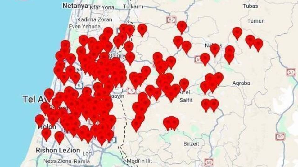موج جدید حمله موشکی ایران، انفجار در تلآویو و فعال شدن آژیرها در ۱۶۰ نقطه موج جدید حمله موشکی ایران، انفجار در تلآویو و فعال شدن آژیرها در ۱۶۰ نقطه