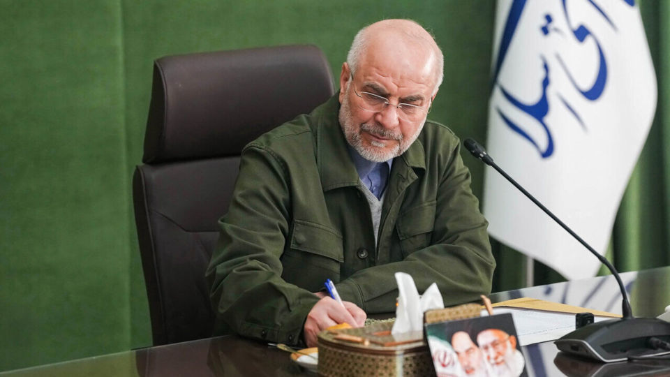 با تسلیت شهادت سردار نائینی؛ قالیباف: صدای حقیقت خاموش شدنی نیست با تسلیت شهادت سردار نائینی؛ قالیباف: صدای حقیقت خاموش شدنی نیست