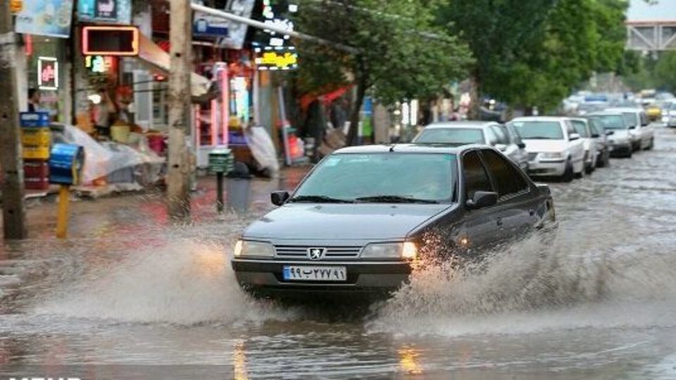 صدور هشدار زرد هواشناسی؛ تشدید بارش برف و باران در اکثر نقاط کشور صدور هشدار زرد هواشناسی؛ تشدید بارش برف و باران در اکثر نقاط کشور