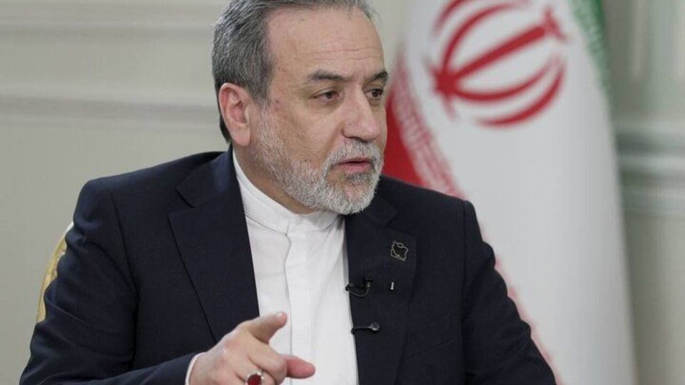 عراقچی: ایران عربستان را کشوری برادر میداند عراقچی: ایران عربستان را کشوری برادر میداند