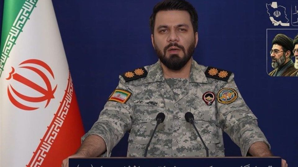 رونمایی از سامانههای جدیدتر پدافند هوایی در میدان جنگ رونمایی از سامانههای جدیدتر پدافند هوایی در میدان جنگ