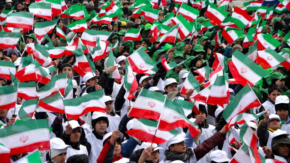 وحدت؛ تنگه احد امروز ایران وحدت؛ تنگه احد امروز ایران
