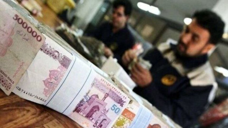 جرایم دیرکرد اقساط وام بانکی تولیدکنندگان بخشیده میشود جرایم دیرکرد اقساط وام بانکی تولیدکنندگان بخشیده میشود