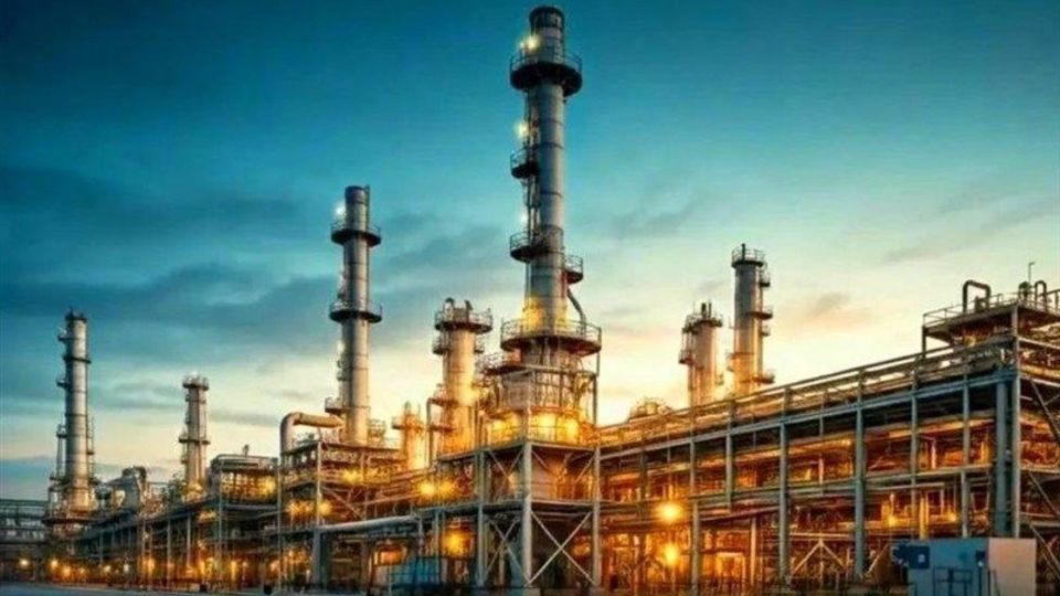 تولید در صنایع پتروشیمی عسلویه متوقف نشد تولید در صنایع پتروشیمی عسلویه متوقف نشد