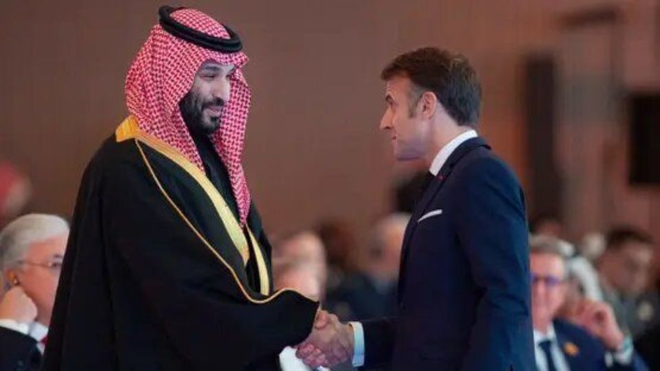 گفتوگوی تلفنی ماکرون و بنسلمان درباره ایران گفتوگوی تلفنی ماکرون و بنسلمان درباره ایران