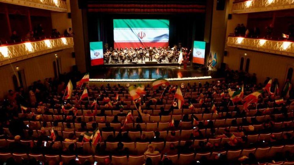 هنرمندان درباره رهبر شهید چه گفتند؟ هنرمندان درباره رهبر شهید چه گفتند؟