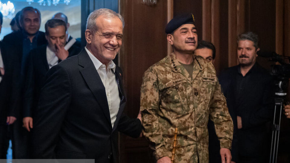 دیدار فرمانده ارتش پاکستان با رئیس جمهور