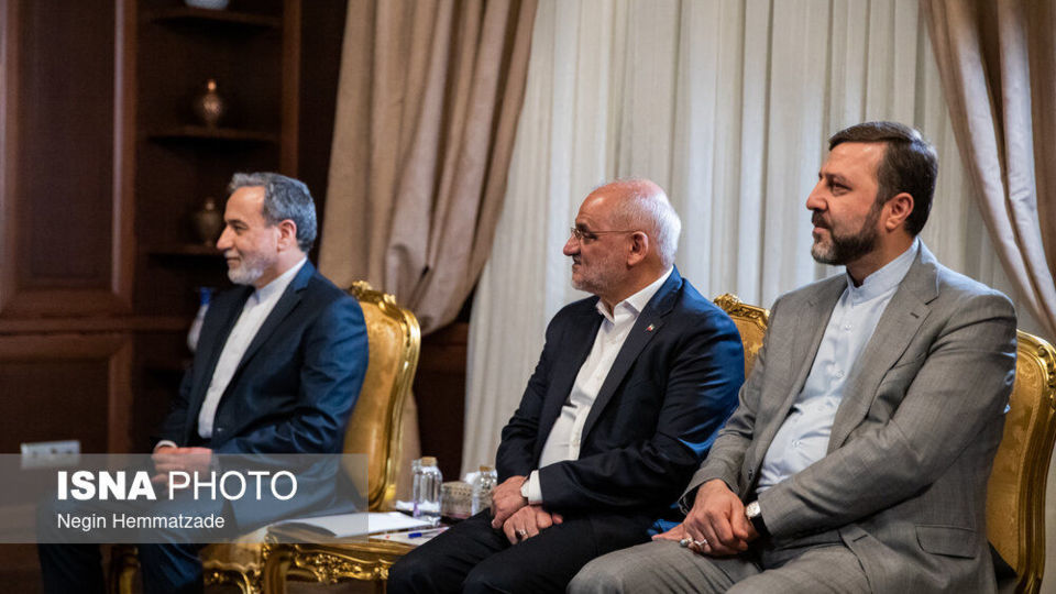 دیدار فرمانده ارتش پاکستان با رئیس جمهور