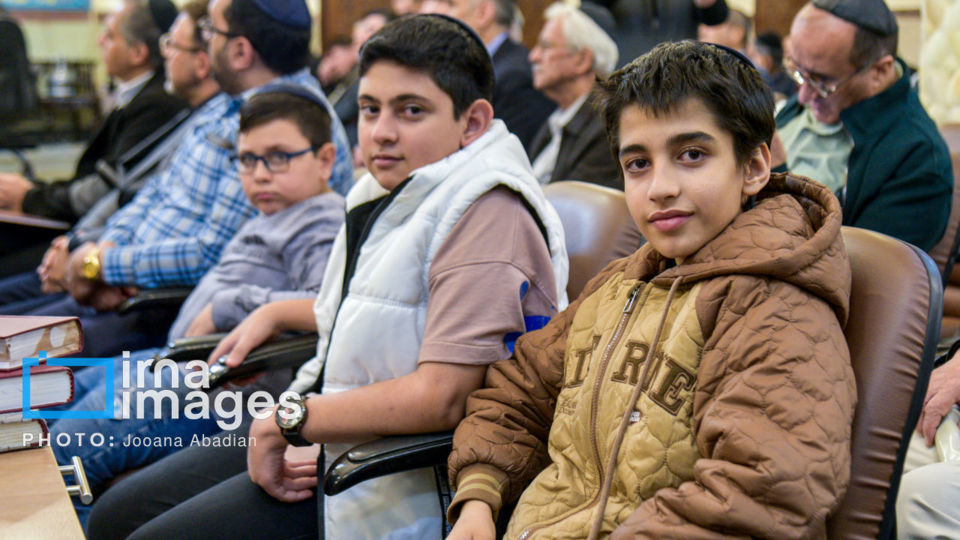 بزرگداشت رهبر شهید انقلاب در کنیسه یوسف‌آباد