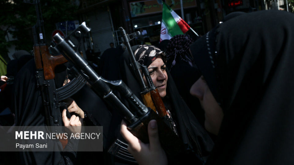 اجتماع بزرگ «دختران جان‌فدای ایران»