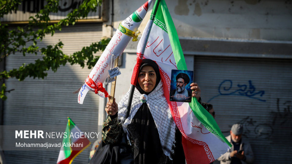 اجتماع بزرگ «دختران جان‌فدای ایران»