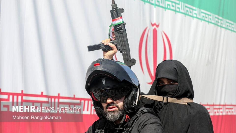 اجتماع بزرگ «دختران جان‌فدای ایران»