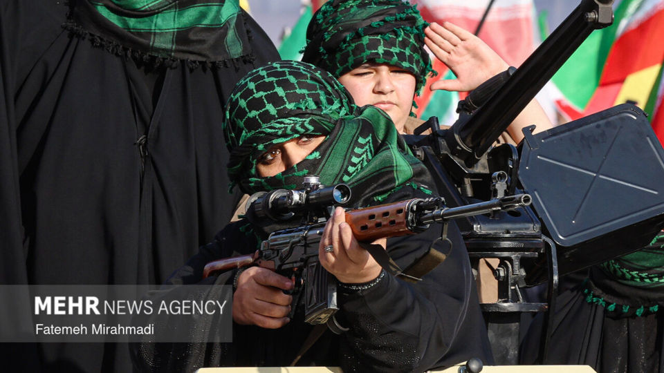 اجتماع بزرگ «دختران جان‌فدای ایران»