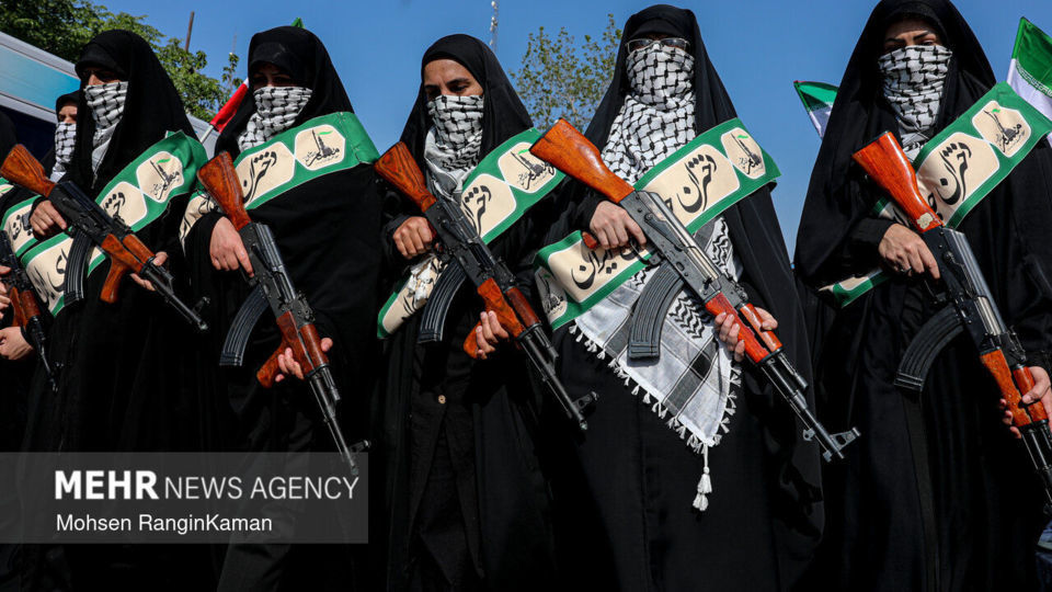 اجتماع بزرگ «دختران جان‌فدای ایران»