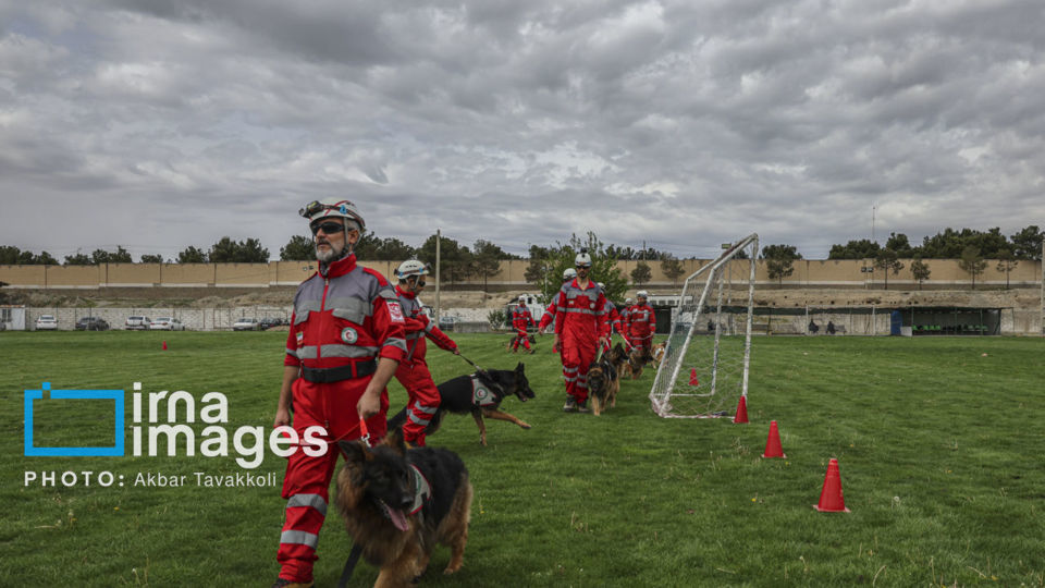 مانور امدادگران جمعیت هلال احمر