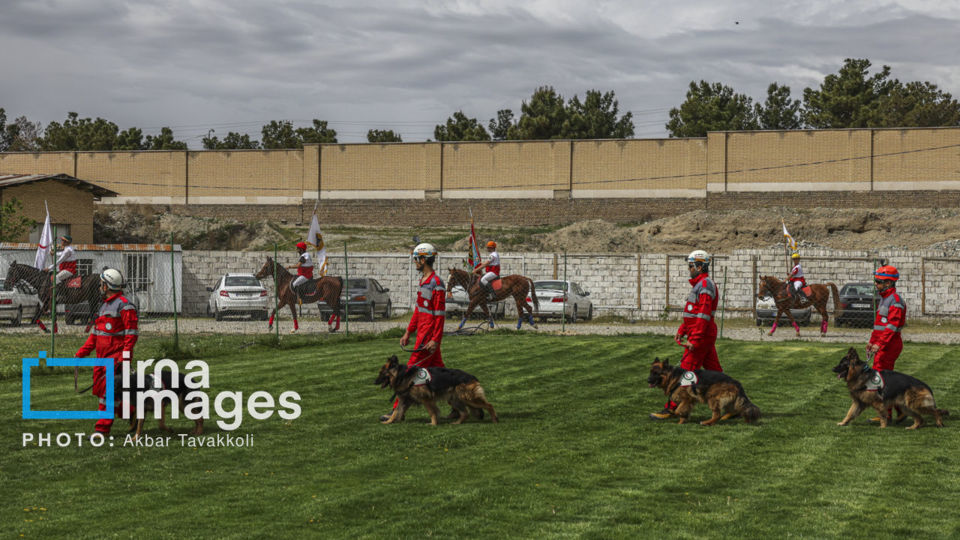 مانور امدادگران جمعیت هلال احمر