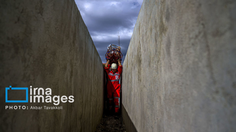 مانور امدادگران جمعیت هلال احمر