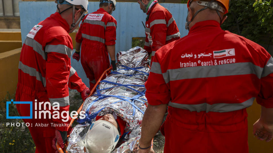 مانور امدادگران جمعیت هلال احمر