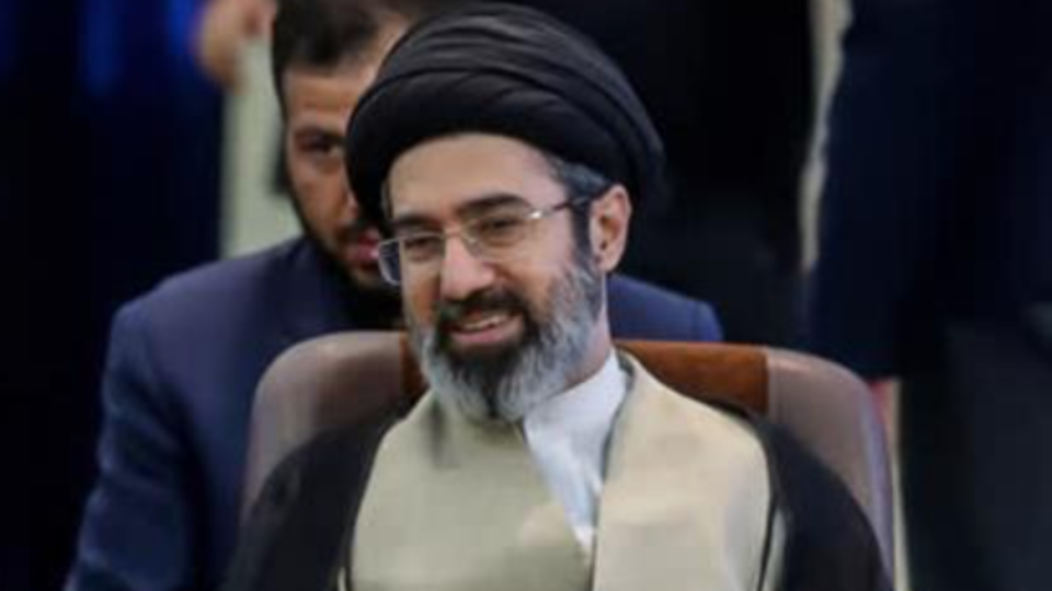 منشور پیروزی «زندگی» بر «جنگ» در پیام‌های رهبر انقلاب 