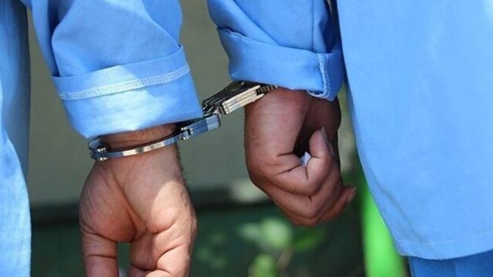 انهدام باند ۲ نفره سارقان منزل و اماکن در پیشوا/ اعتراف متهمان به ۱۵ فقره سرقت انهدام باند ۲ نفره سارقان منزل و اماکن در پیشوا/ اعتراف متهمان به ۱۵ فقره سرقت