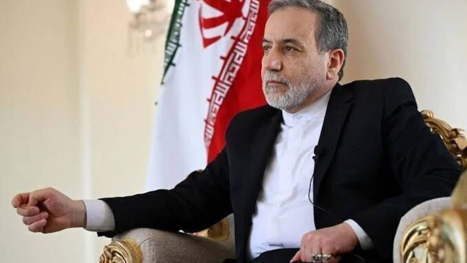 اعتراض عراقچی به دستگیری غیرقانونی اتباع ایران در کویت اعتراض عراقچی به دستگیری غیرقانونی اتباع ایران در کویت