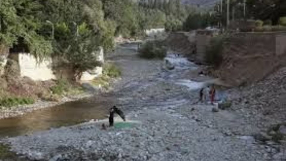 ۳۵ میلیون نفر در کشور با کمآبی مواجهند/ تنش آبی تهران ادامه دارد ۳۵ میلیون نفر در کشور با کمآبی مواجهند/ تنش آبی تهران ادامه دارد