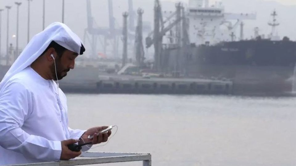 هشدار بیسابقه امارات: بازگشت جریان نفت هرمز تا ۲۰۲۷ ممکن نمیشود هشدار بیسابقه امارات: بازگشت جریان نفت هرمز تا ۲۰۲۷ ممکن نمیشود