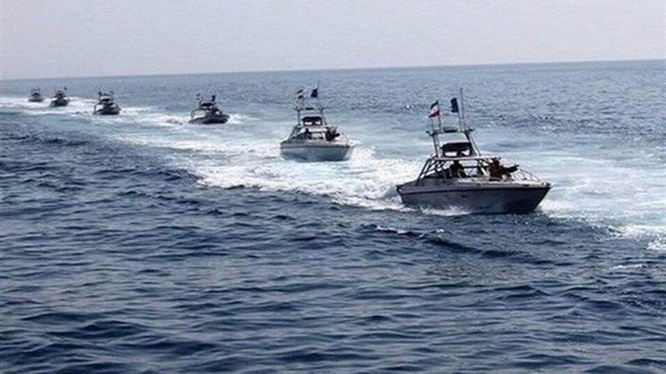 سپاه: طی شبانهروز گذشته ۲۵ کشتی از تنگه هرمز عبور کرده است سپاه: طی شبانهروز گذشته ۲۵ کشتی از تنگه هرمز عبور کرده است
