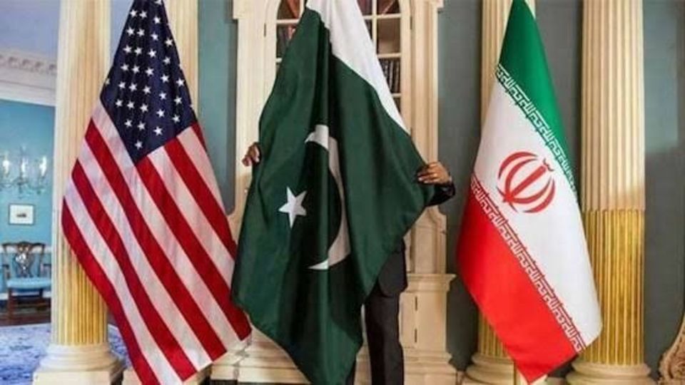ادعای خبرنگار الجزیره درباره سفر یک مقام مهم منطقه به تهران ادعای خبرنگار الجزیره درباره سفر یک مقام مهم منطقه به تهران