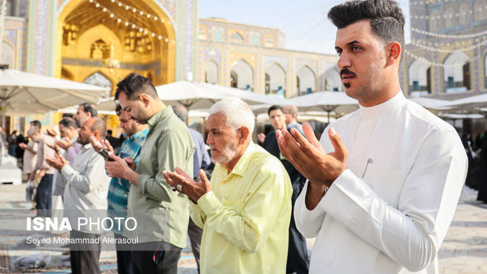 اقامه نماز عید سعید قربان - حرم مطهر رضوی