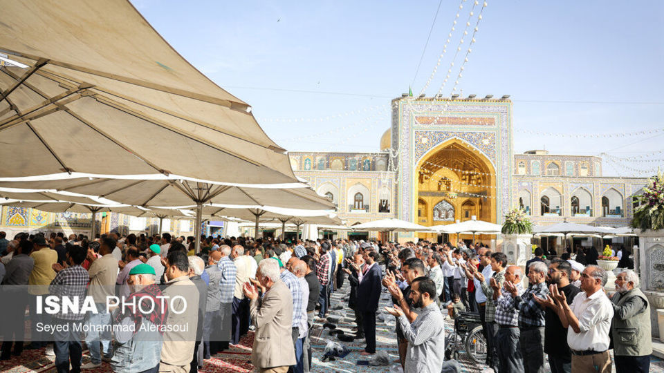 اقامه نماز عید سعید قربان - حرم مطهر رضوی