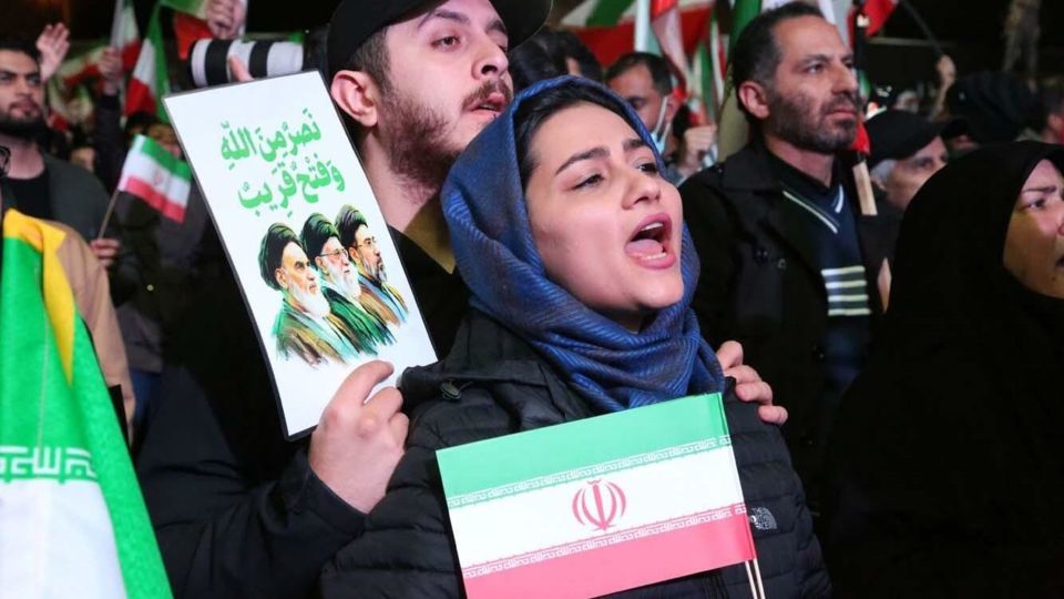 تفاوت دوره امام شهید و رهبر انقلاب تفاوت دوره امام شهید و رهبر انقلاب