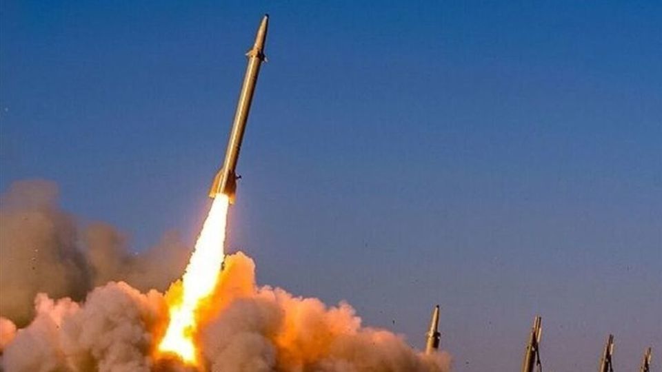 سپاه یک پایگاه هوایی آمریکایی را هدف قرار داد سپاه یک پایگاه هوایی آمریکایی را هدف قرار داد