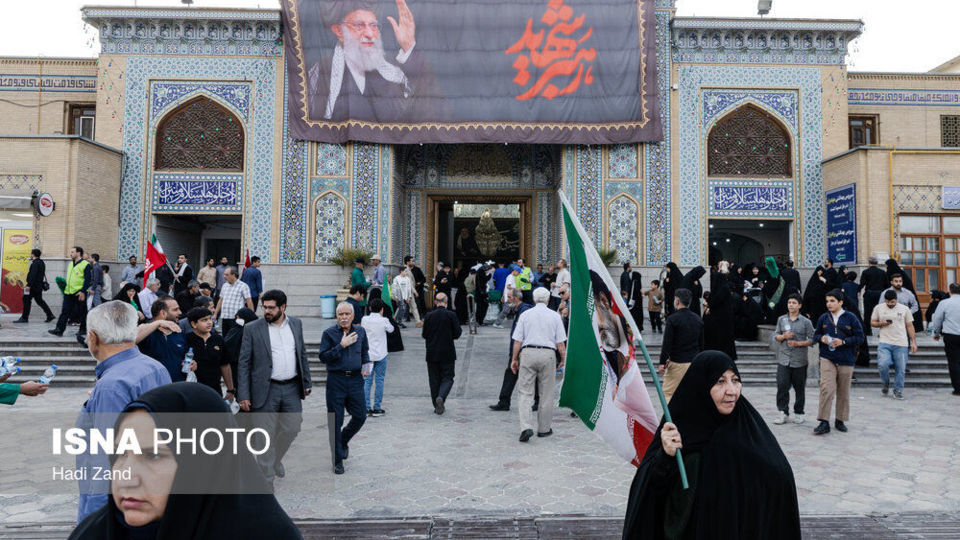 مراسم یادبود شهدای خانواده رهبر انقلاب در حرم عبدالعظیم(ع)