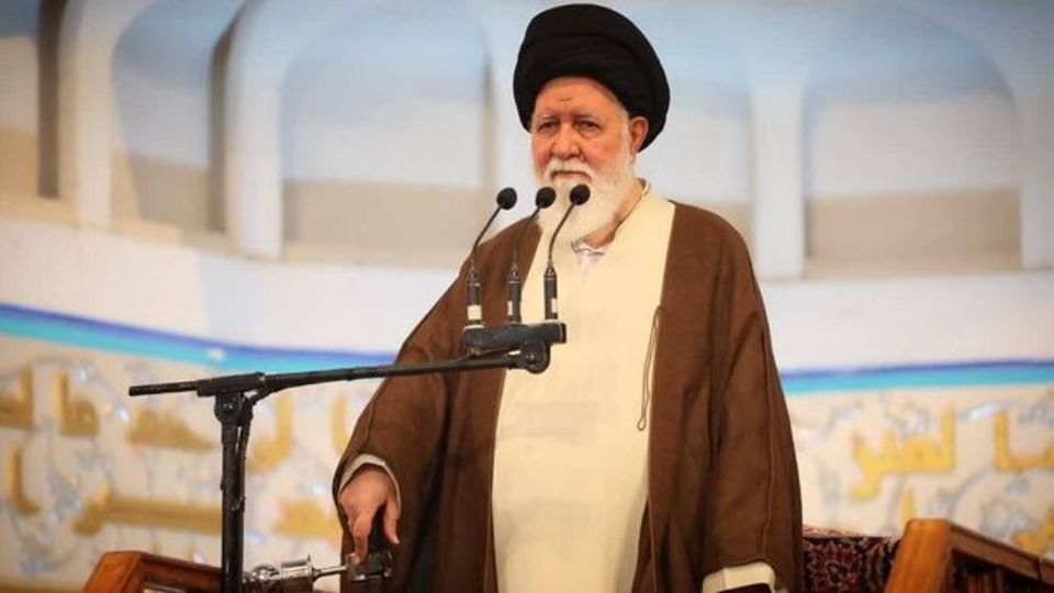 علمالهدی: دیپلماتها به گونهای حرف نزنند که انگار ما میخواهیم جنگ تمام شود علمالهدی: دیپلماتها به گونهای حرف نزنند که انگار ما میخواهیم جنگ تمام شود
