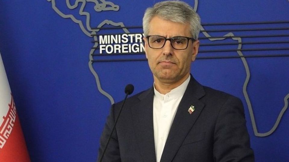 بقایی: آمریکاییها حق صحبت به زبان «باید» با ایران را ندارند بقایی: آمریکاییها حق صحبت به زبان «باید» با ایران را ندارند