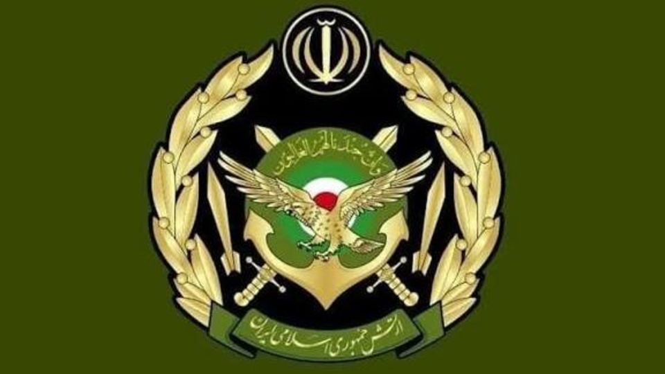 انهدام یک فروند پهپاد «اوربیتر» توسط نیروی پدافند ارتش در منطقه قشم انهدام یک فروند پهپاد «اوربیتر» توسط نیروی پدافند ارتش در منطقه قشم
