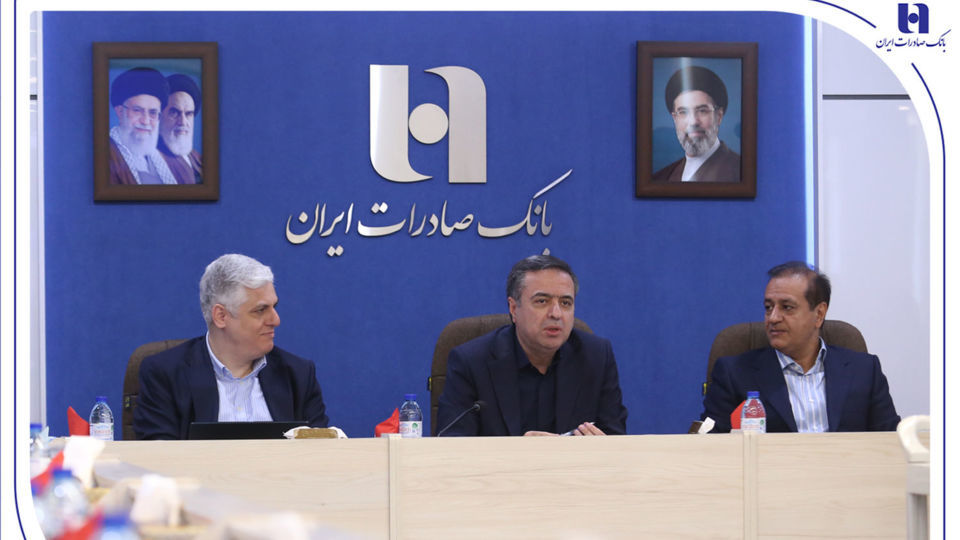 چشمانداز نوین تأمین مالی کسب و کارها و زنجیره تولید/ تأکید قربان اسکندری بر توسعه کمی و کیفی خطوط تولید در چارچوب سازندگی نوین و جهاد اقتصادی چشمانداز نوین تأمین مالی کسب و کارها و زنجیره تولید/ تأکید قربان اسکندری بر توسعه کمی و کیفی خطوط تولید در چارچوب سازندگی نوین و جهاد اقتصادی