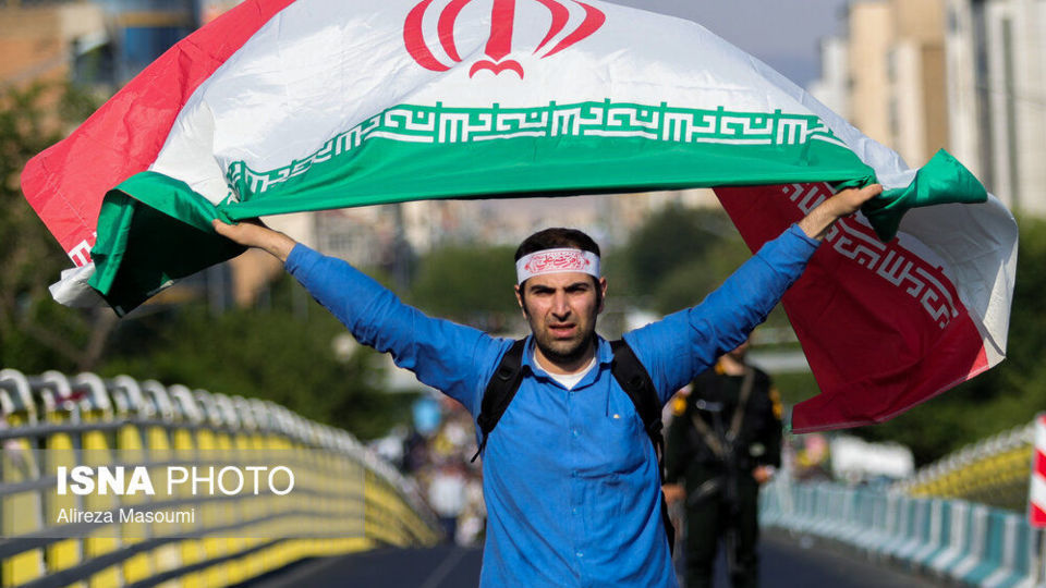 غدیر نماد اتحاد و همدلی؛ مهمانی ۱۰ کیلومتری غدیر 