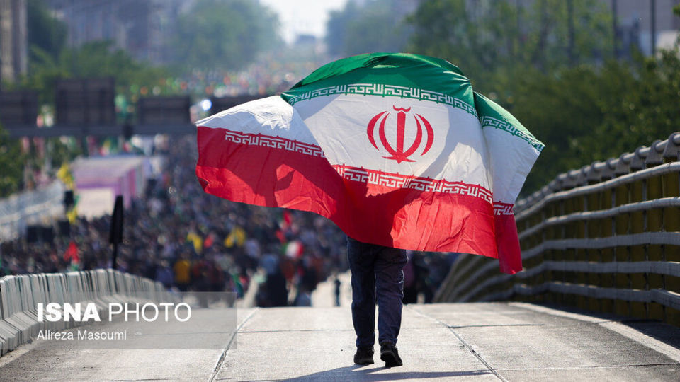 غدیر نماد اتحاد و همدلی؛ مهمانی ۱۰ کیلومتری غدیر 