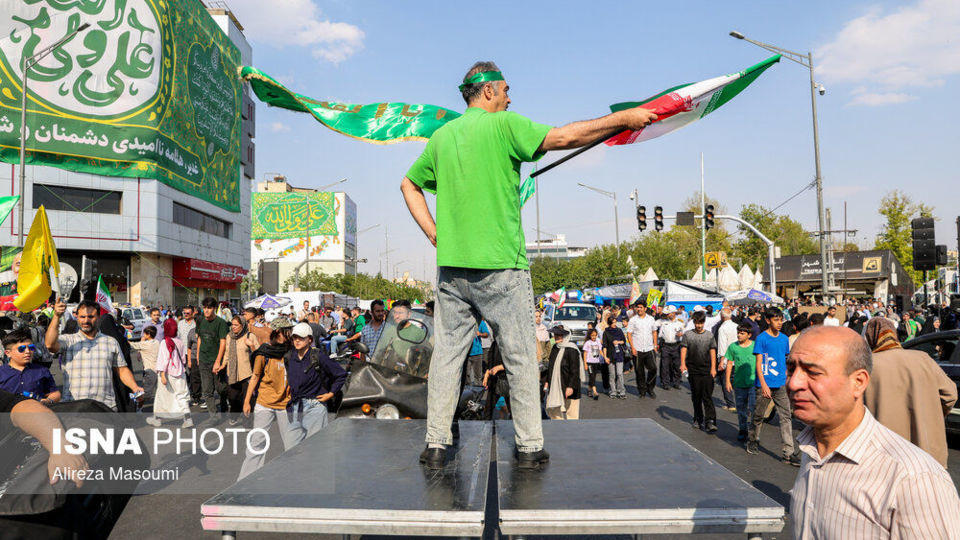 غدیر نماد اتحاد و همدلی؛ مهمانی ۱۰ کیلومتری غدیر 