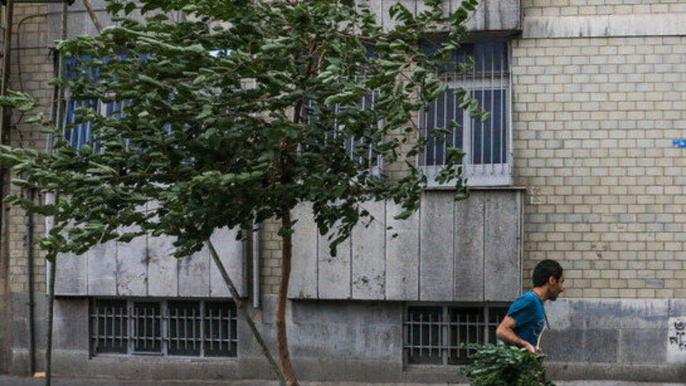 پیش بینی وزش باد شدید و گردوخاک در تهران پیش بینی وزش باد شدید و گردوخاک در تهران