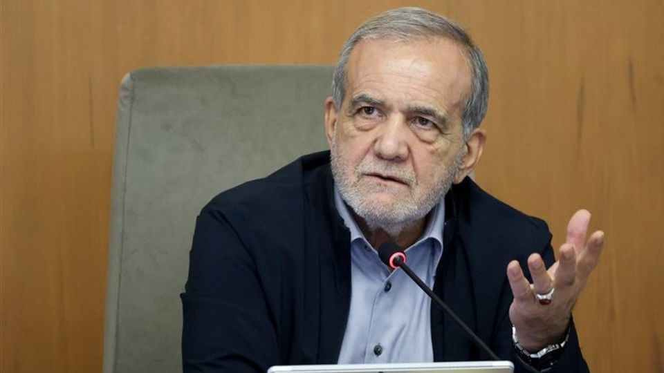 پزشکیان: محدودیت منابع خللی در خدمترسانی دولت ایجاد نمیکند پزشکیان: محدودیت منابع خللی در خدمترسانی دولت ایجاد نمیکند
